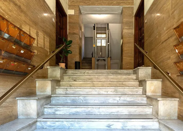 Appartement Bohemian Pigneto Rhome - 2 Bdr 2 Bath Family Friendly Comfort & Elegance - Colosseum At 4 Metro Stops - Secure & Vibrant Area, Pigneto Metro & Historic Car Free Island At 10 Min Walk - Easy Access To Termini, La Sapienza, Policlinico Umberto I