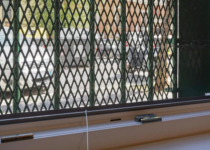 Appartamento Bohemian Pigneto Rhome - 2 Bdr 2 Bath Family Friendly Comfort & Elegance - Colosseum At 4 Metro Stops - Secure & Vibrant Area, Pigneto Metro & Historic Car Free Island At 10 Min Walk - Easy Access To Termini, La Sapienza, Policlinico Umberto I Roma