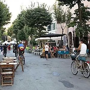 Bohemian Pigneto Rhome - 2 Bdr 2 Bath Family Friendly Comfort & Elegance - Colosseum At 4 Metro Stops - Secure & Vibrant Area, Pigneto Metro & Historic Car Free Island At 10 Min Walk - Easy Access To Termini, La Sapienza, Policlinico Umberto I Appartement Rome